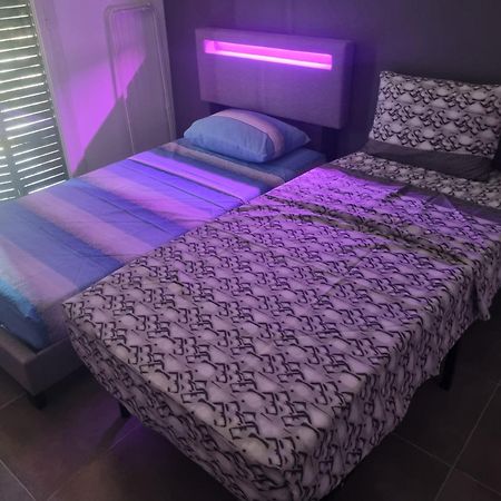 Chambre Privative Renove 2024, Climatisation, Tramway Sur Place , 12 Min Centre, 16 Min Plage, Apercu Lateral Mer, 2 Wc Avec 2 Salle De Bain, Private Room Renovated 2024, Air-Conditioned , Tram On Spot, 2 Toilets And 2 Bathrooms Nicea Zewnętrze zdjęcie