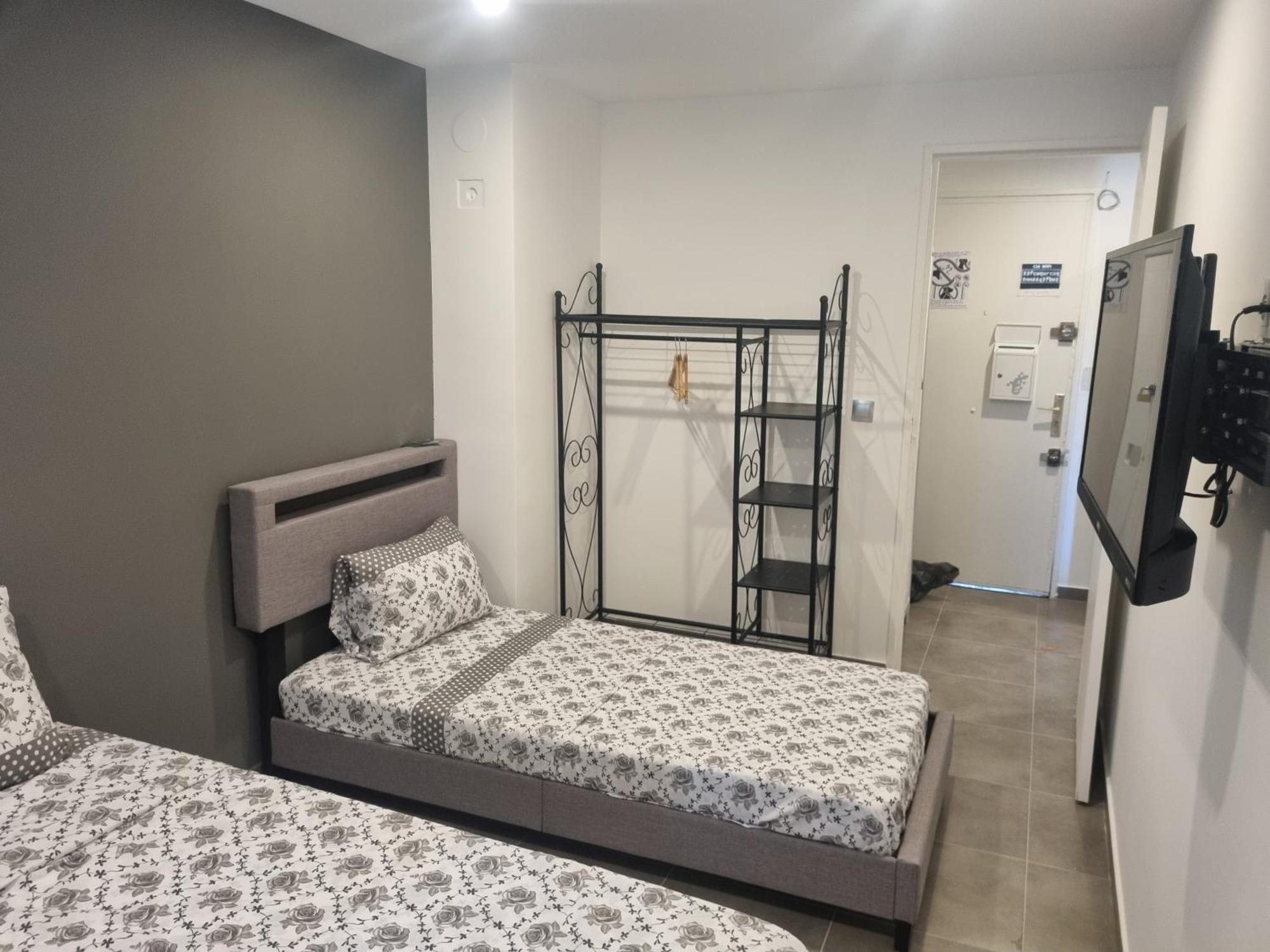 Chambre Privative Renove 2024, Climatisation, Tramway Sur Place , 12 Min Centre, 16 Min Plage, Apercu Lateral Mer, 2 Wc Avec 2 Salle De Bain, Private Room Renovated 2024, Air-Conditioned , Tram On Spot, 2 Toilets And 2 Bathrooms Nicea Zewnętrze zdjęcie
